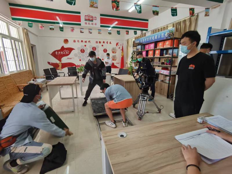 顺德区广告片拍摄公司：极简主义践行者，少即是多的视觉哲学